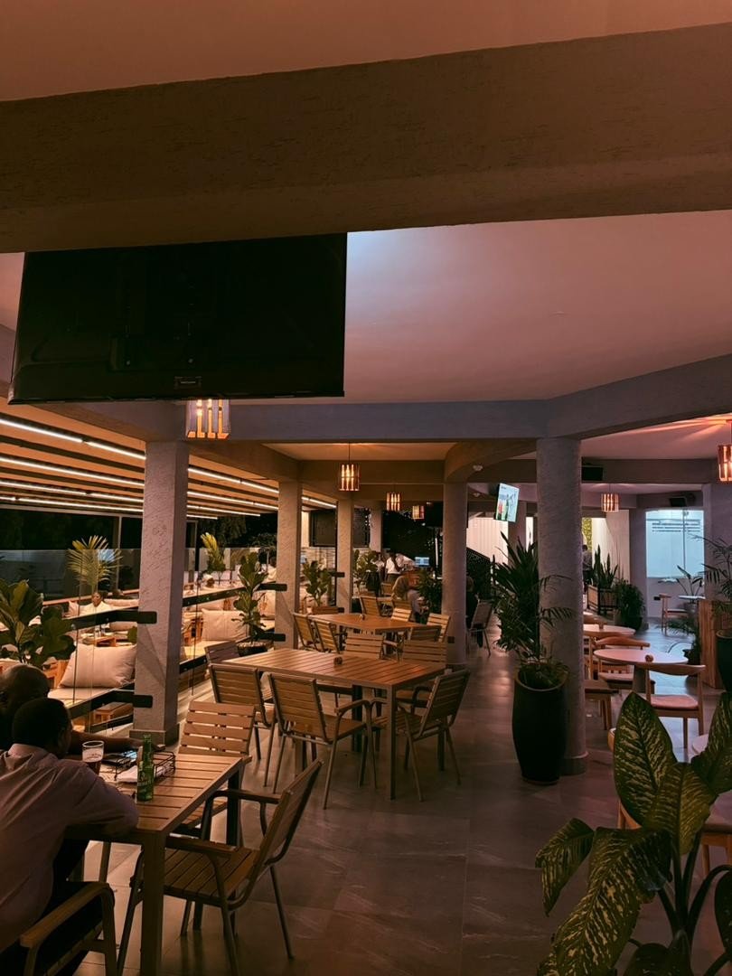 Kilimanjaro lounge dining area